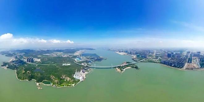 在新时代经济特区建设中书写中国式现代化汕头答卷澳门新葡京app市委书记温湛滨发表署名文章:(图1) 在新时代经济特区建设中书写中国式现代化汕头答卷澳门新葡京app市委书记温湛滨发表署名文章:(图1)